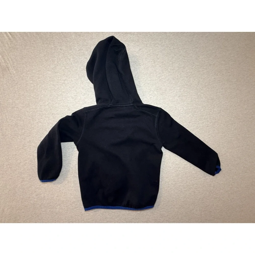 Gap Fit. Toddler size xs. black zip up hoodie. blue line.